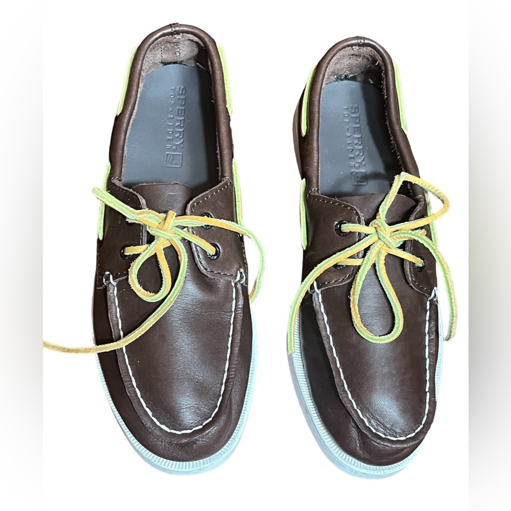 SPERRY LEATHER BROWN BOAT SHOE TOPSIDER LOAFER IN VERY GOOD CONDITION (boys 5.5)